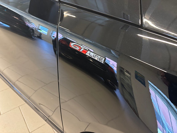 Peugeot 308 SW 28 of 30