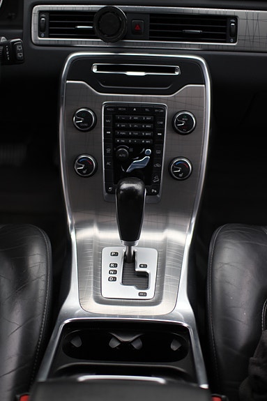 Volvo XC70 10 of 17