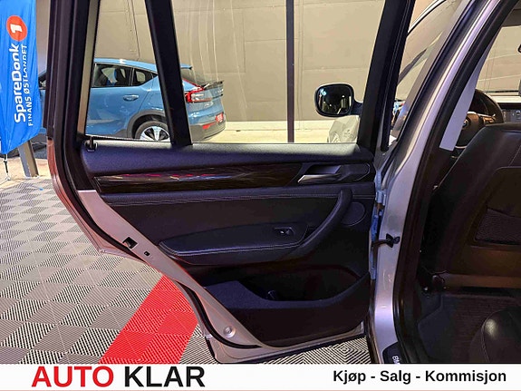 BMW X3 28 of 30