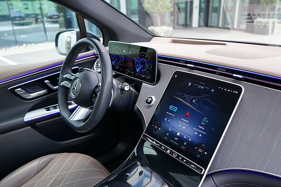 Mercedes-Benz EQE SUV 9 of 26