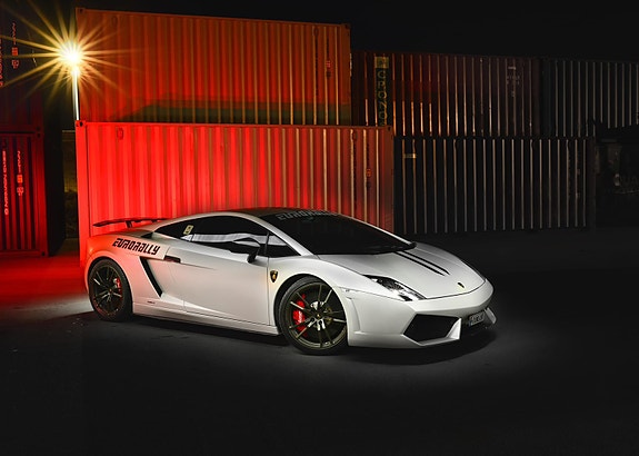 Lamborghini Gallardo 2 of 16
