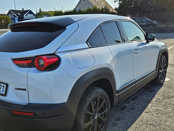 Mazda MX-30 5 of 30