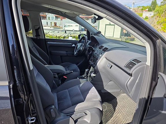 Volkswagen Touran 11 of 19