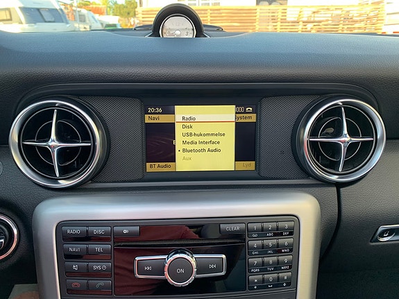 Mercedes-Benz SLK200 23 of 30
