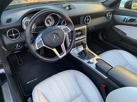 Mercedes-Benz SLK200 17 of 30