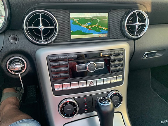 Mercedes-Benz SLK200 20 of 30