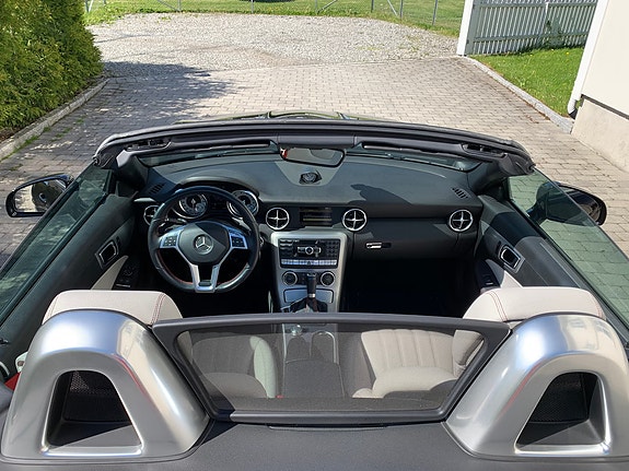 Mercedes-Benz SLK200 24 of 30