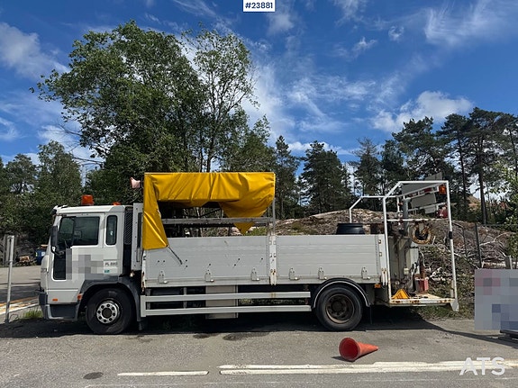Volvo FL6 Veimerkingsbil - Hiab kran 9 of 29