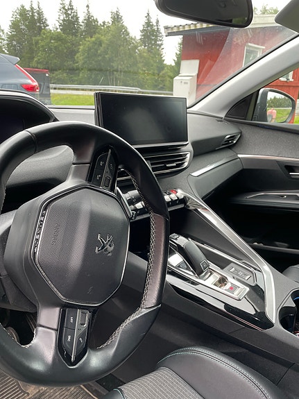 Peugeot 3008 4 of 4