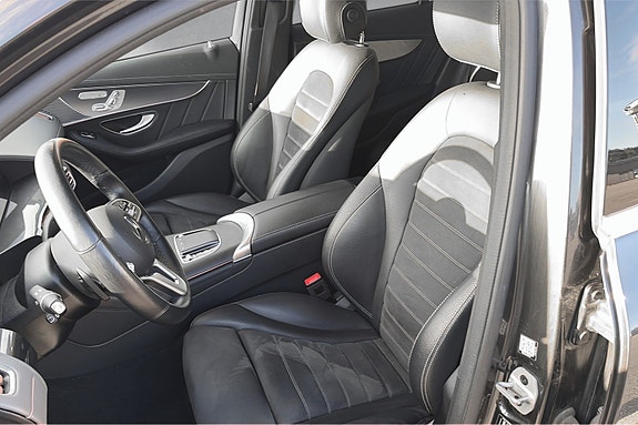 Mercedes-Benz EQC400 9 of 21