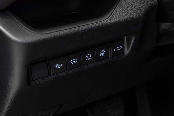 Toyota RAV4 Plug-in Hybrid 12 of 30