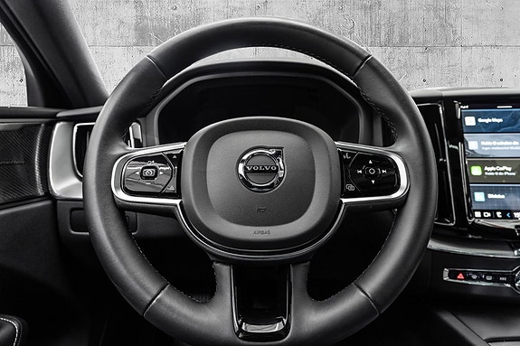 Volvo XC60 19 of 30