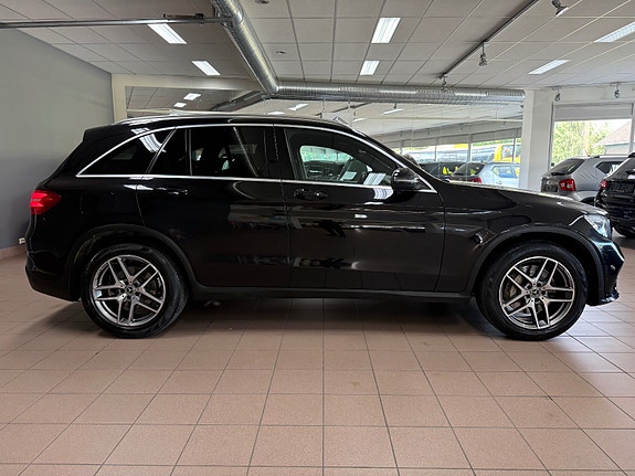 Mercedes-Benz GLC250 d 7 of 30