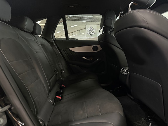 Mercedes-Benz GLC250 d 17 of 30