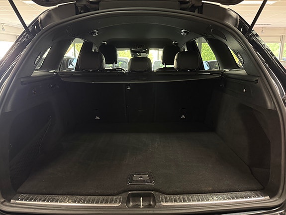 Mercedes-Benz GLC250 d 13 of 30