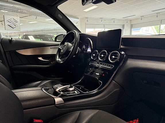 Mercedes-Benz GLC250 d 19 of 30