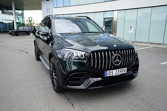 Mercedes-Benz GLS63 6 of 30