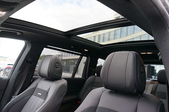 Mercedes-Benz GLS63 21 of 30