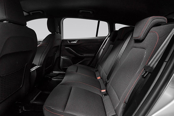 Ford Focus 27 of 29