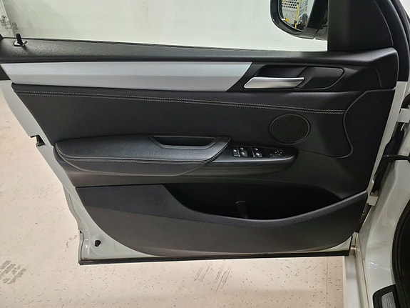 BMW X3 17 of 18