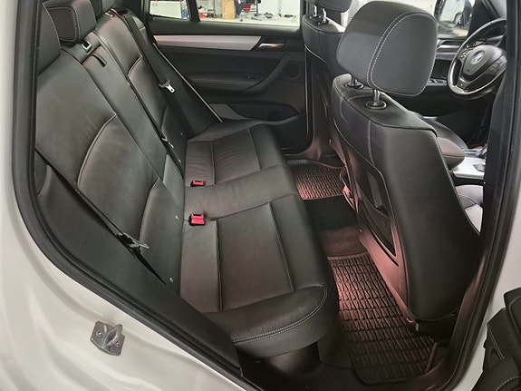 BMW X3 9 of 18