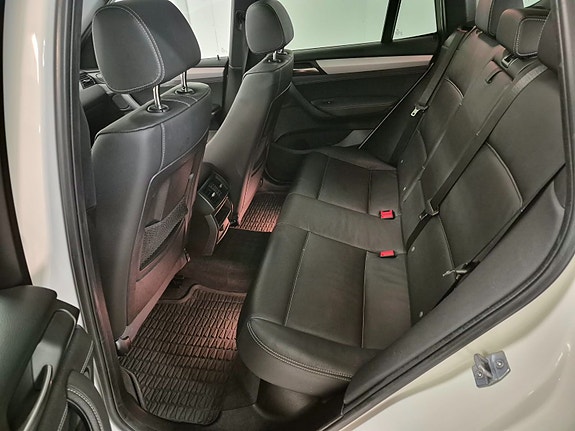 BMW X3 12 of 18