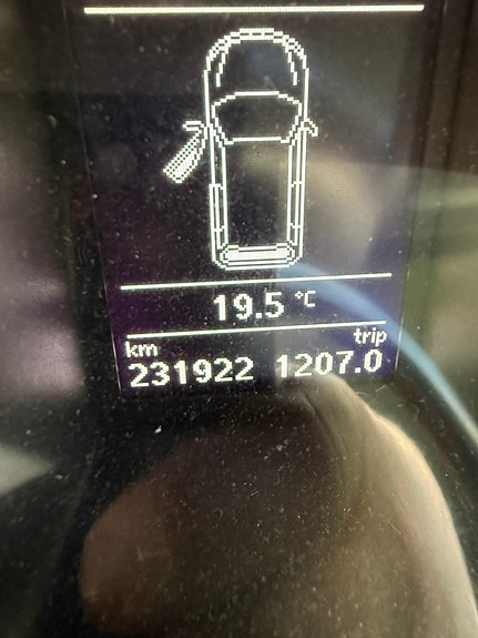 Volkswagen Passat 13 of 13