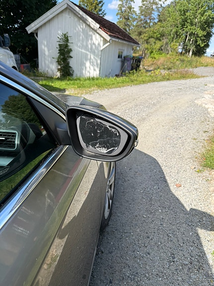 Volkswagen Passat 8 of 13