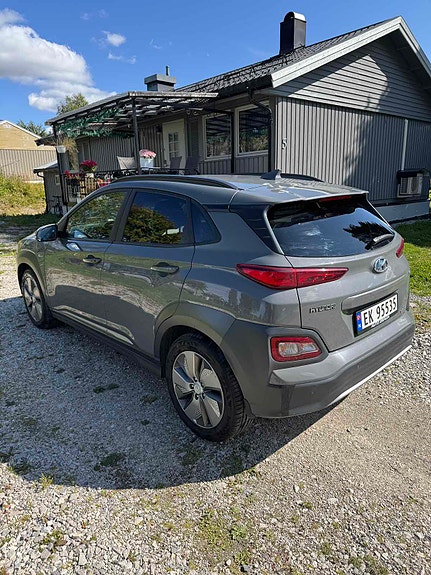 Hyundai Kona 10 of 11