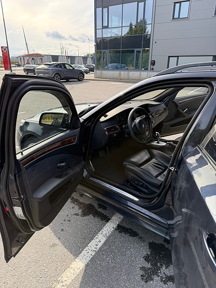 BMW 530xd 8 of 8