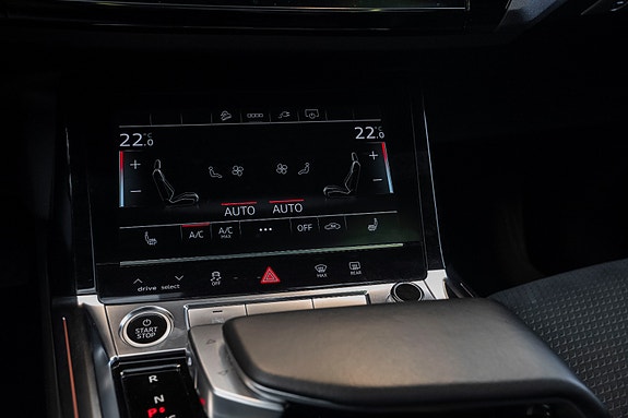 Audi e-tron 21 of 27