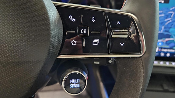 Renault Scenic E-Tech 21 of 30