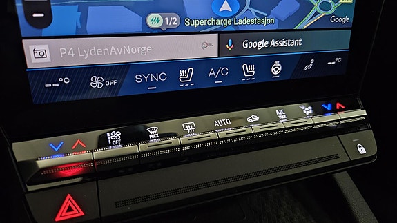 Renault Scenic E-Tech 27 of 30