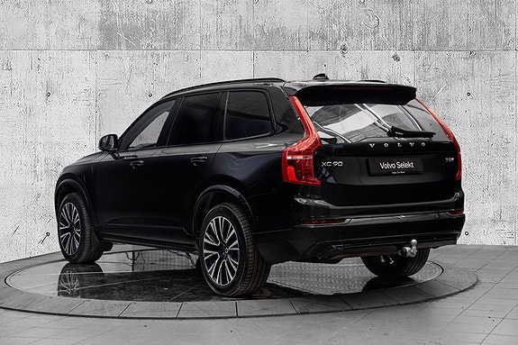 Volvo XC90 6 of 30