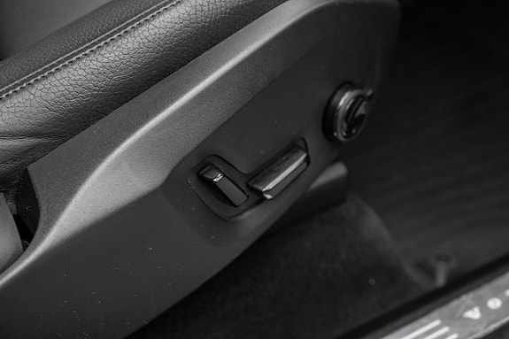 Volvo XC90 28 of 30