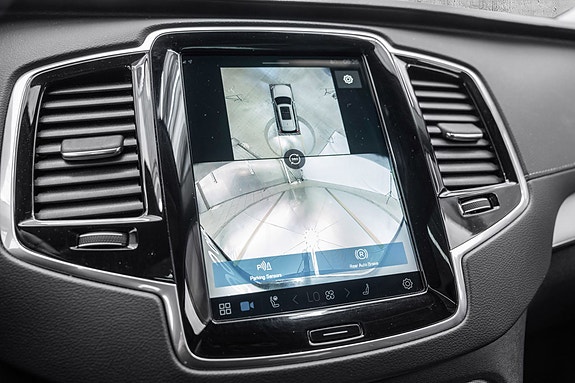 Volvo XC90 20 of 30