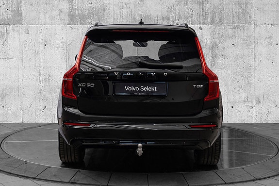 Volvo XC90 8 of 30