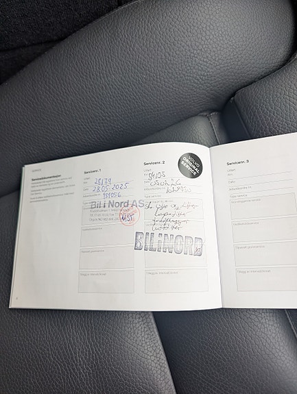 Volvo XC90 27 of 30