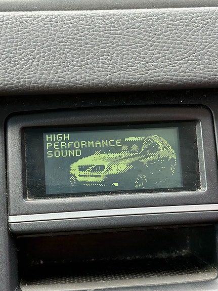 Volvo XC90 10 of 15