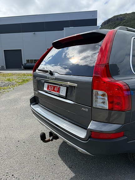 Volvo XC90 7 of 15