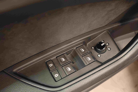 Audi e-tron 19 of 30
