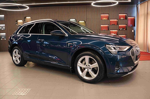 Audi e-tron 2 of 30