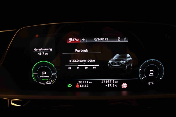 Audi e-tron 25 of 30