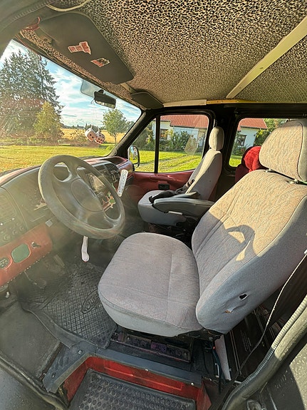 Ford Transit 5 of 9