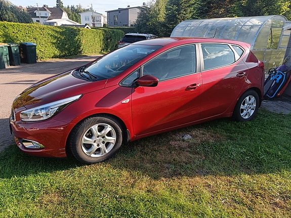 Kia Ceed 2 of 15
