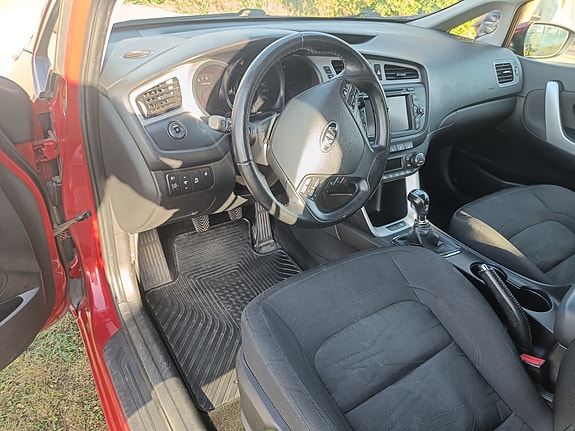 Kia Ceed 5 of 15