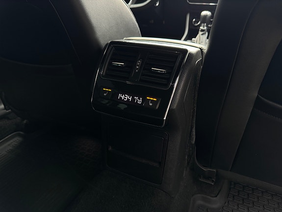 Skoda Superb 23 of 30