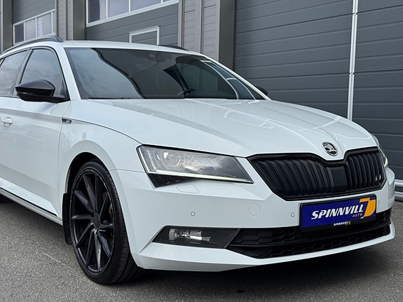 Skoda Superb 10 of 30