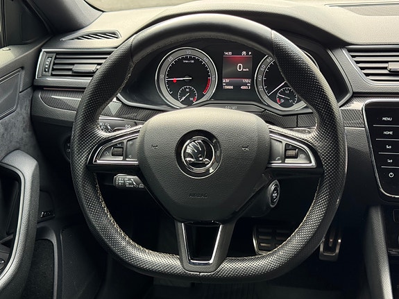 Skoda Superb 27 of 30