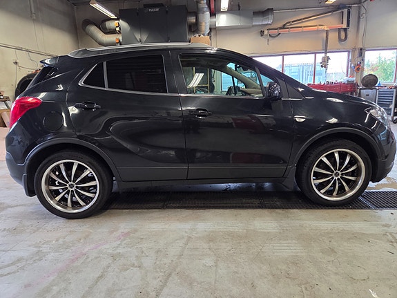 Opel Mokka 2 of 28